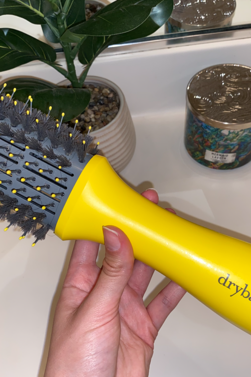 You Have To Try This Amazing New Blow Dryer Brush